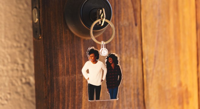 Pic on keychain hotsell