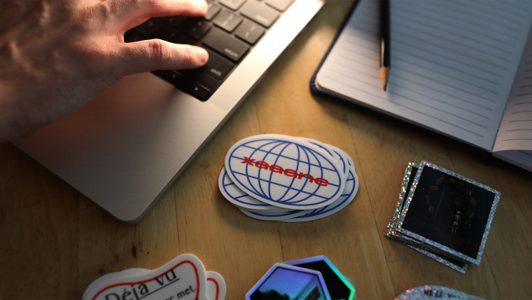 Cómo vender stickers online