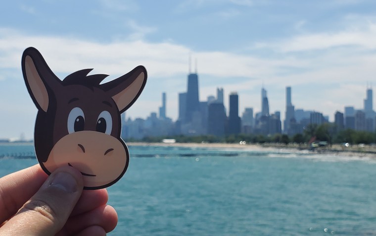 A Chicago è facilissimo ordinare adesivi personalizzati grazie alla spedizione gratuita e veloce