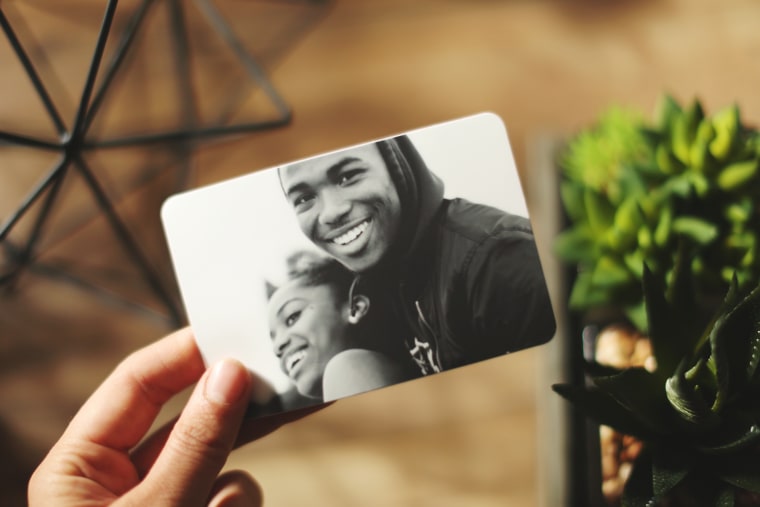 How to turn your photos into stickers: the easiest and quickest way online