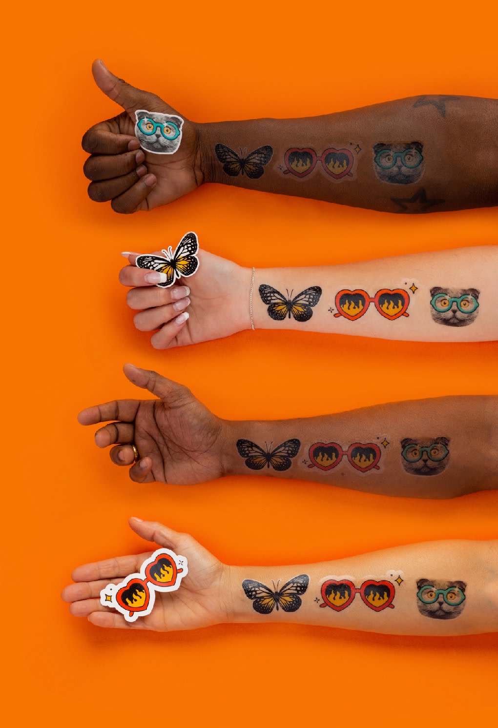 Wie individuelle temporäre Tattoos auf verschiedenen Hauttönen aussehen