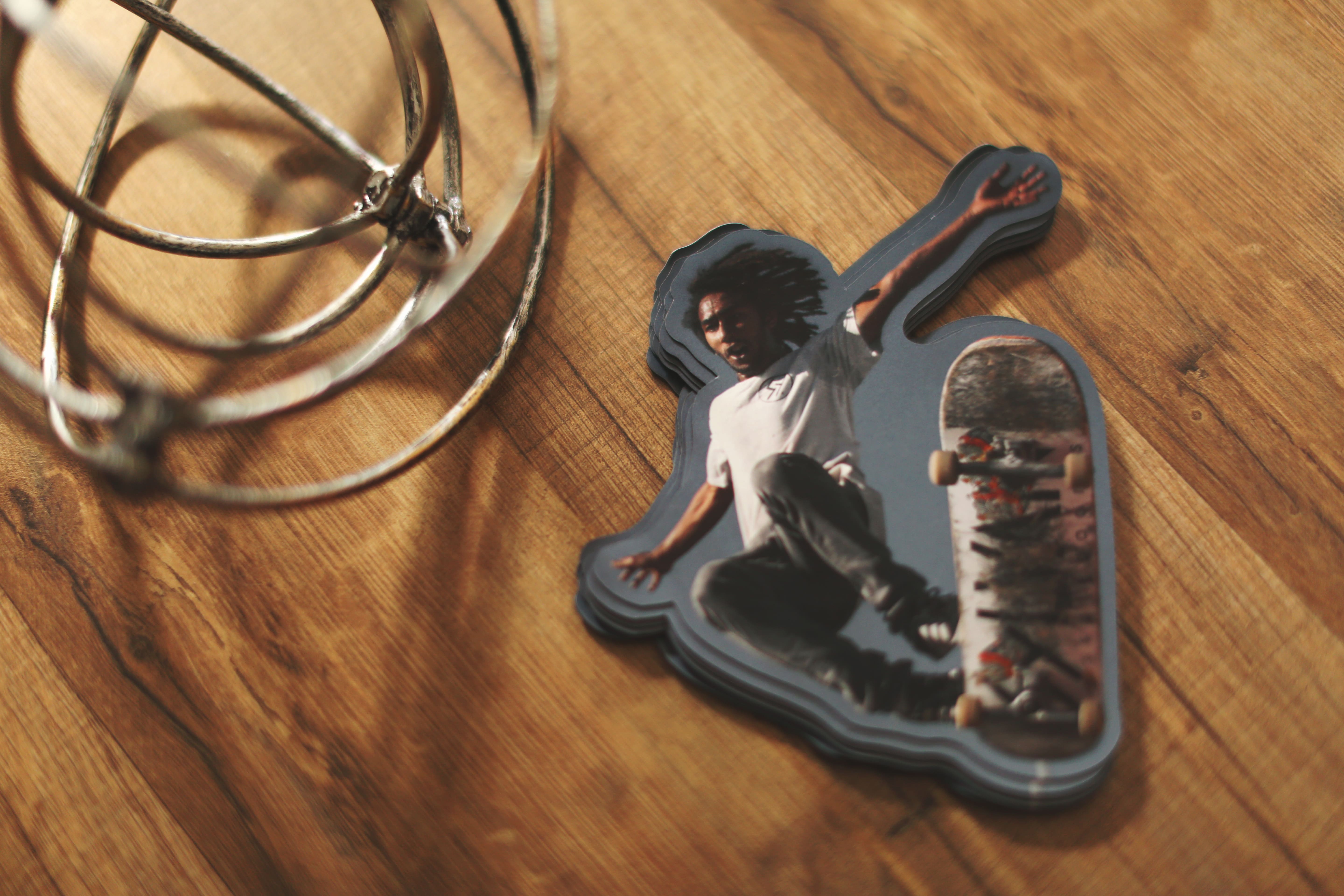 Una forma recortada perfectamente de un skater