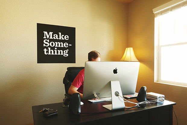 How to decorate a home office in style | Blog | Sticker Mule UK