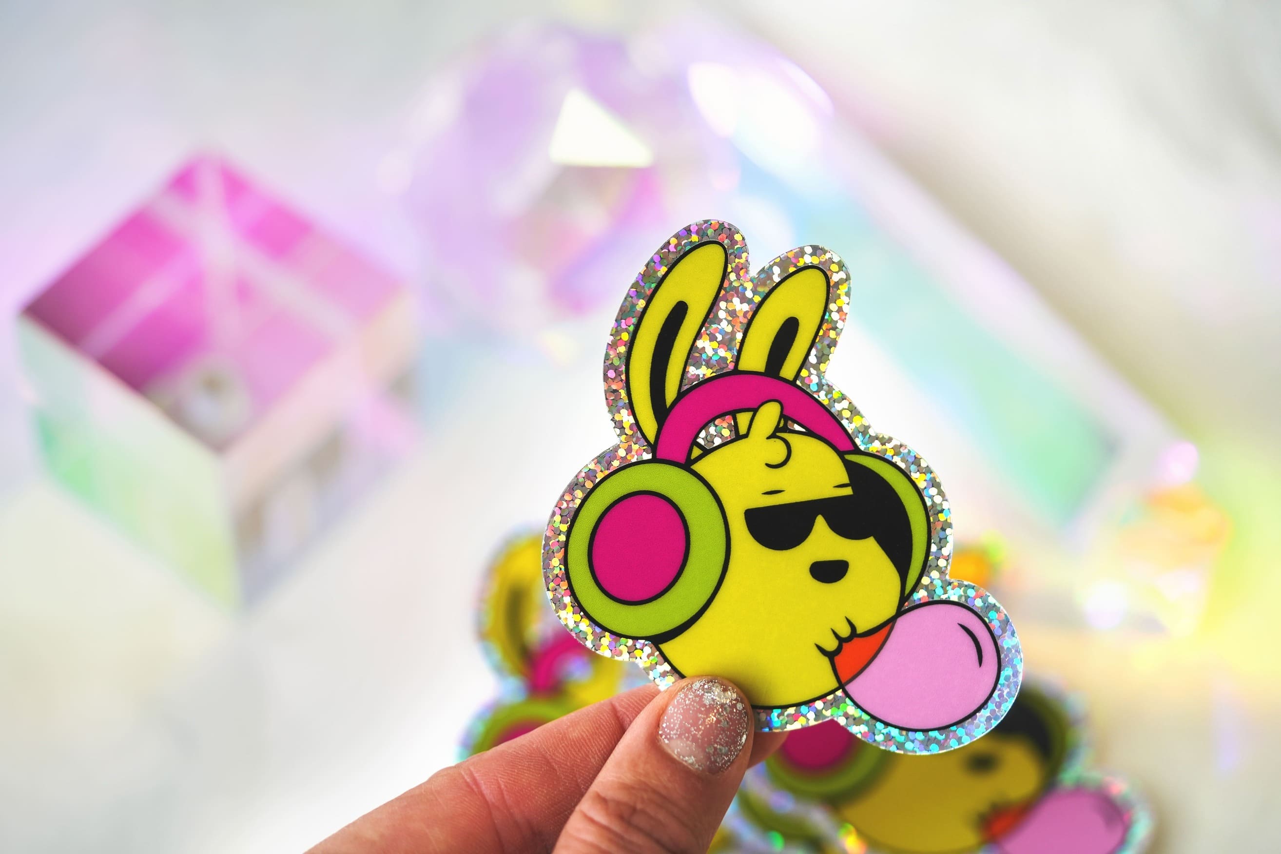 tendencia de diseño de stickers glitter