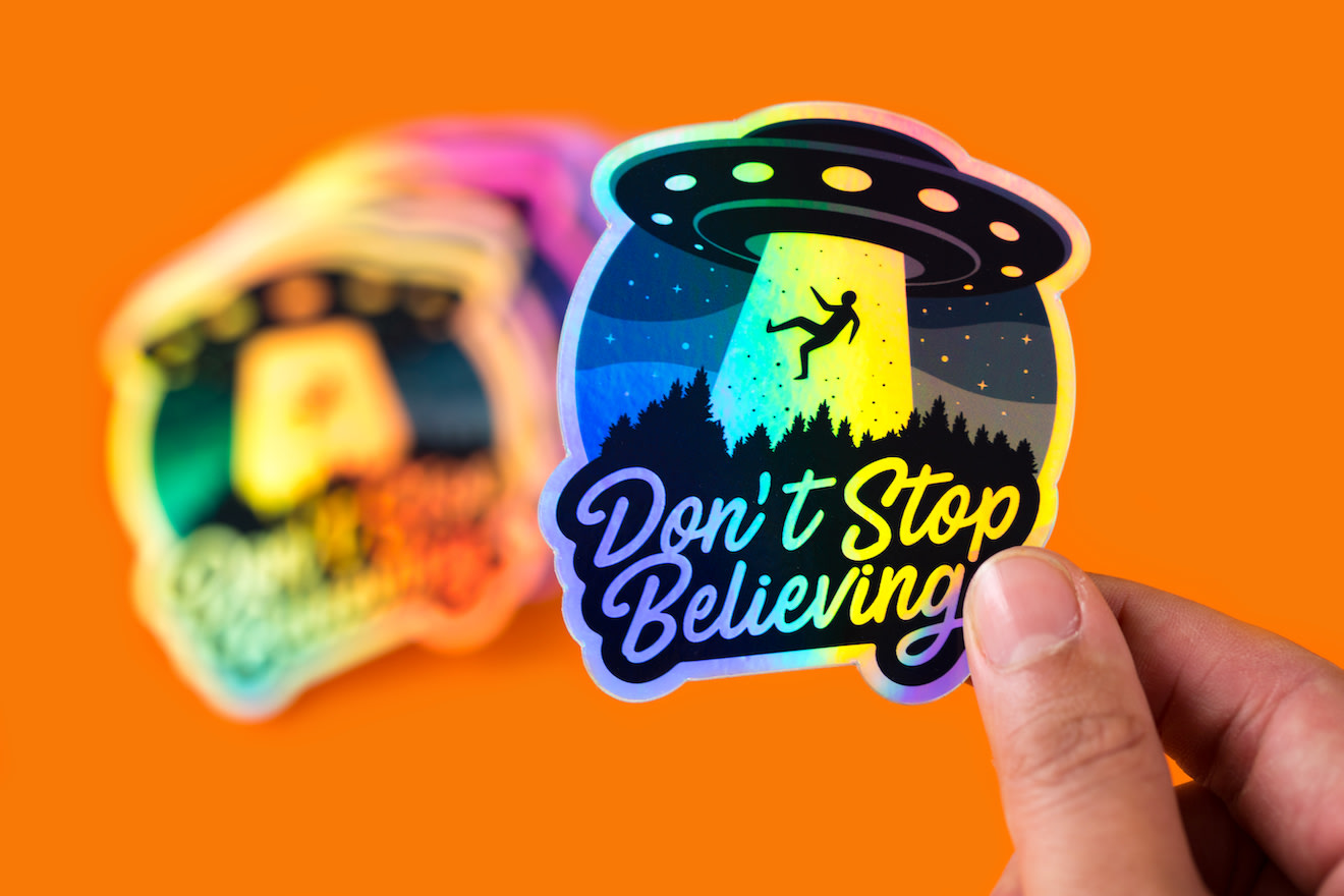 Glossy finish of holographic stickers